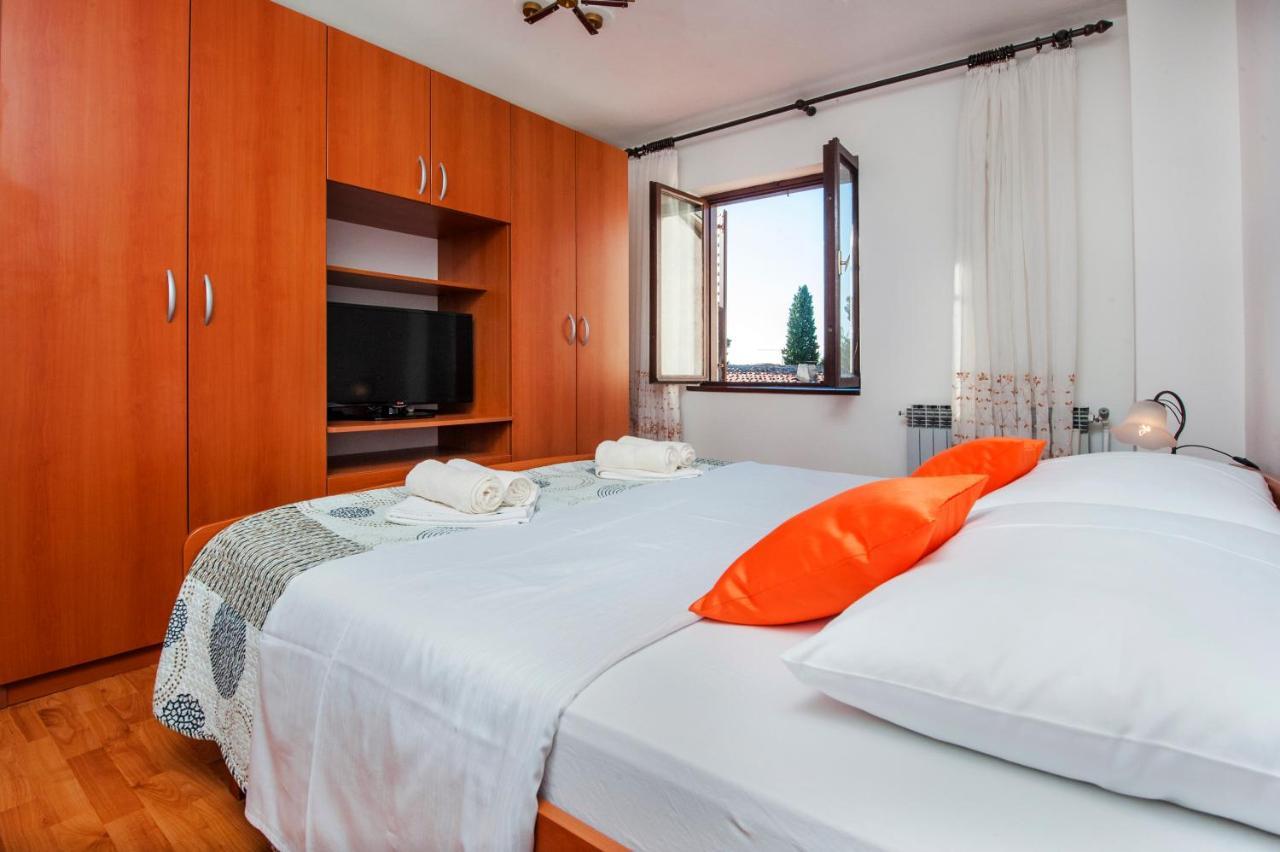 Apartments Valdibora Rovinj Exterior photo